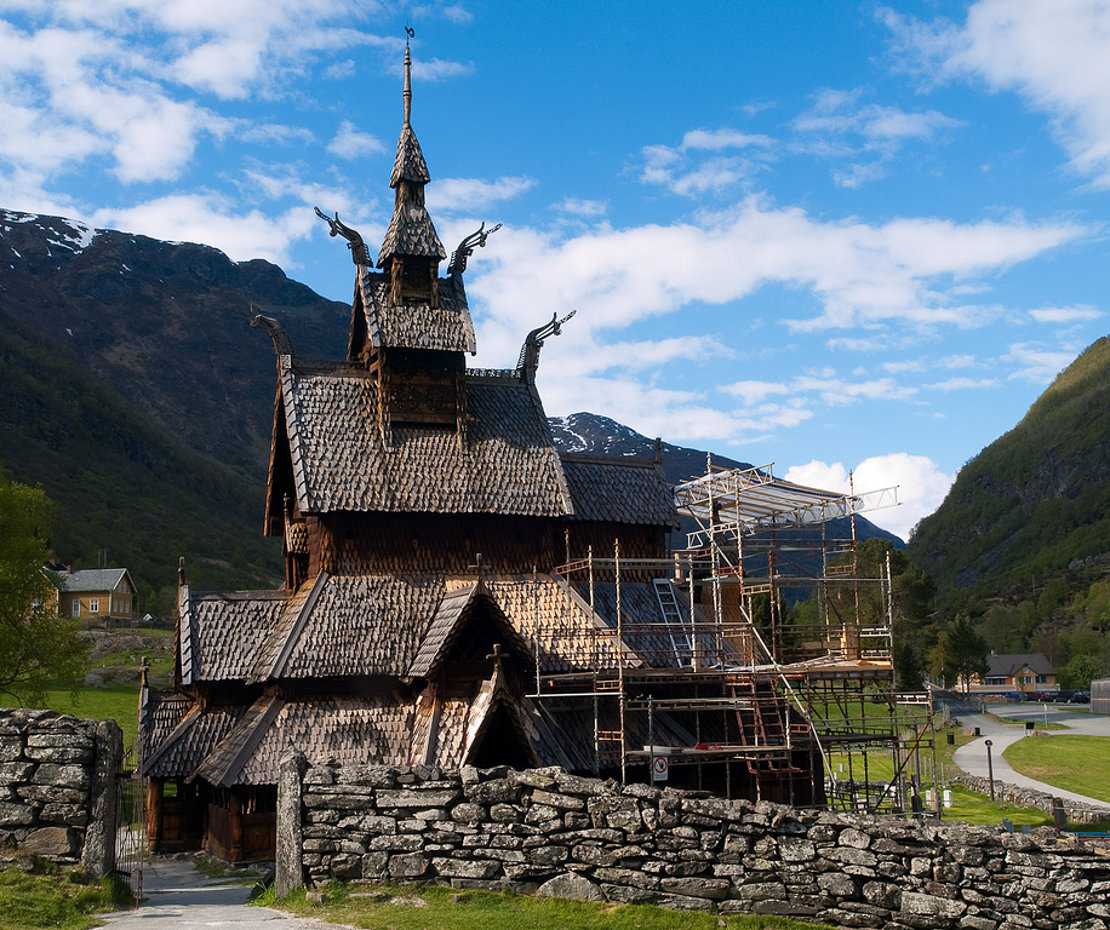 Деревянная церковь в норвегии
