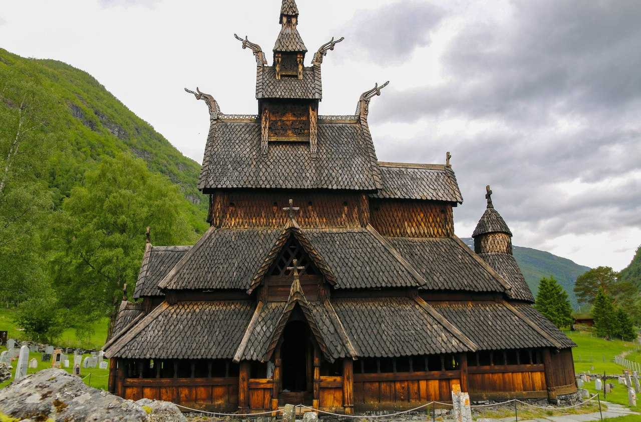 Деревянная церковь боргунда