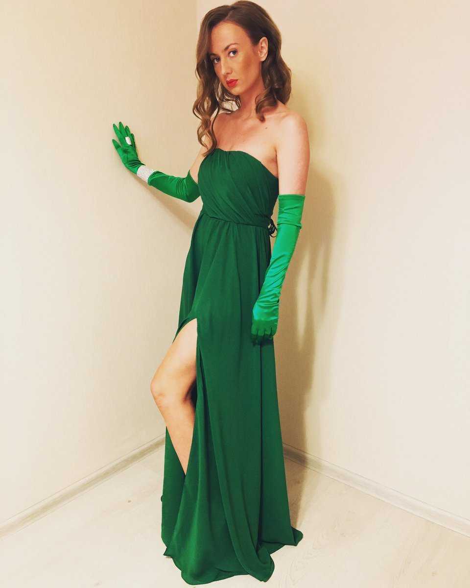 Золла зеленое длинное платье