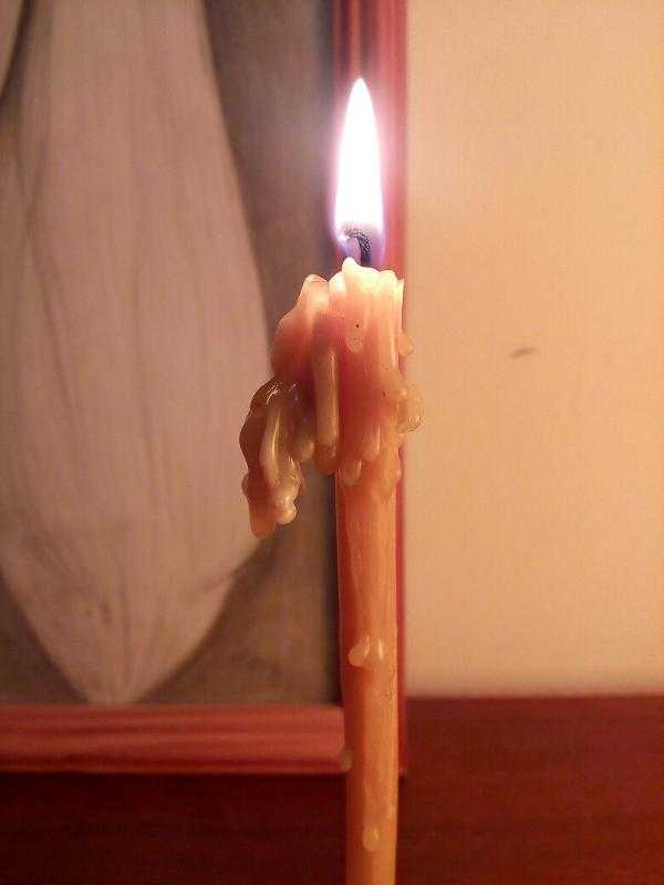 Почему плачет свеча при горении. магические способности свечи.