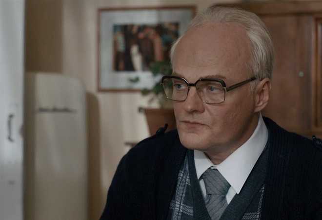 Сериал Петля Нестерова — картина о жизни простого советского милиционера, который оказывается втянутым в игру верхушки власти Сюжет раскрывает интриги между Брежневым и Андроповым