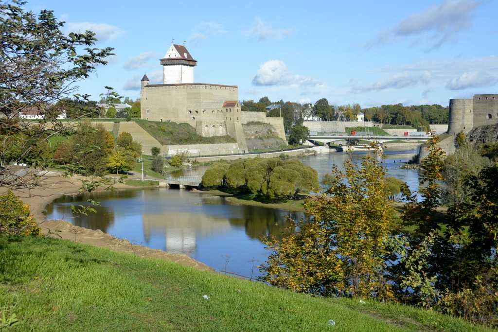 Что посмотреть в нарве за 1 день: куда сходить, какие достопримечательности есть в эстонии, интересные фото